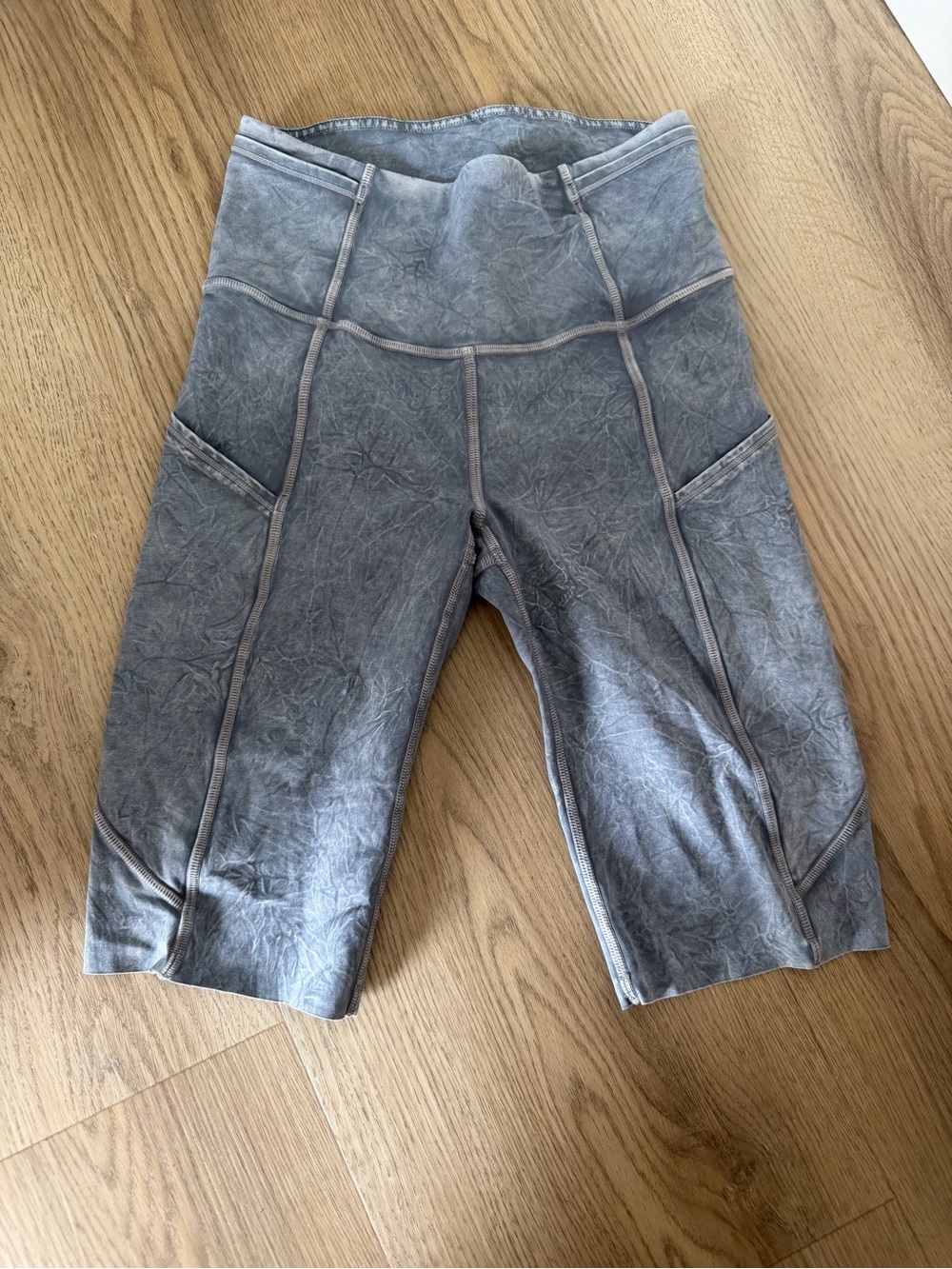 Lululemon- Tie dye Gray High-Waist Workout Shorts with Side Pockets